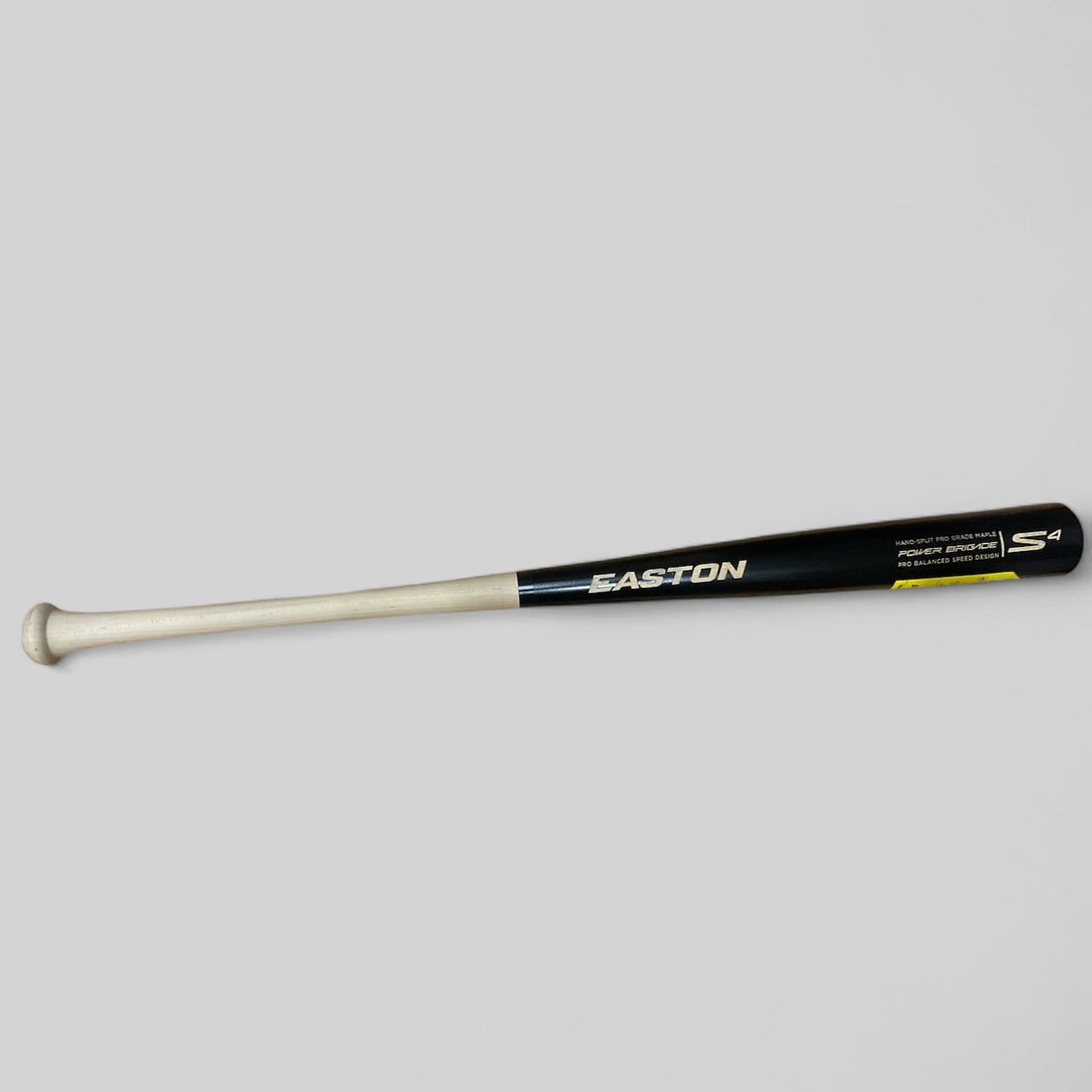 Cómo Elegir el Bate Perfecto para tu Estilo de Juego: Guía para Beisbolistas