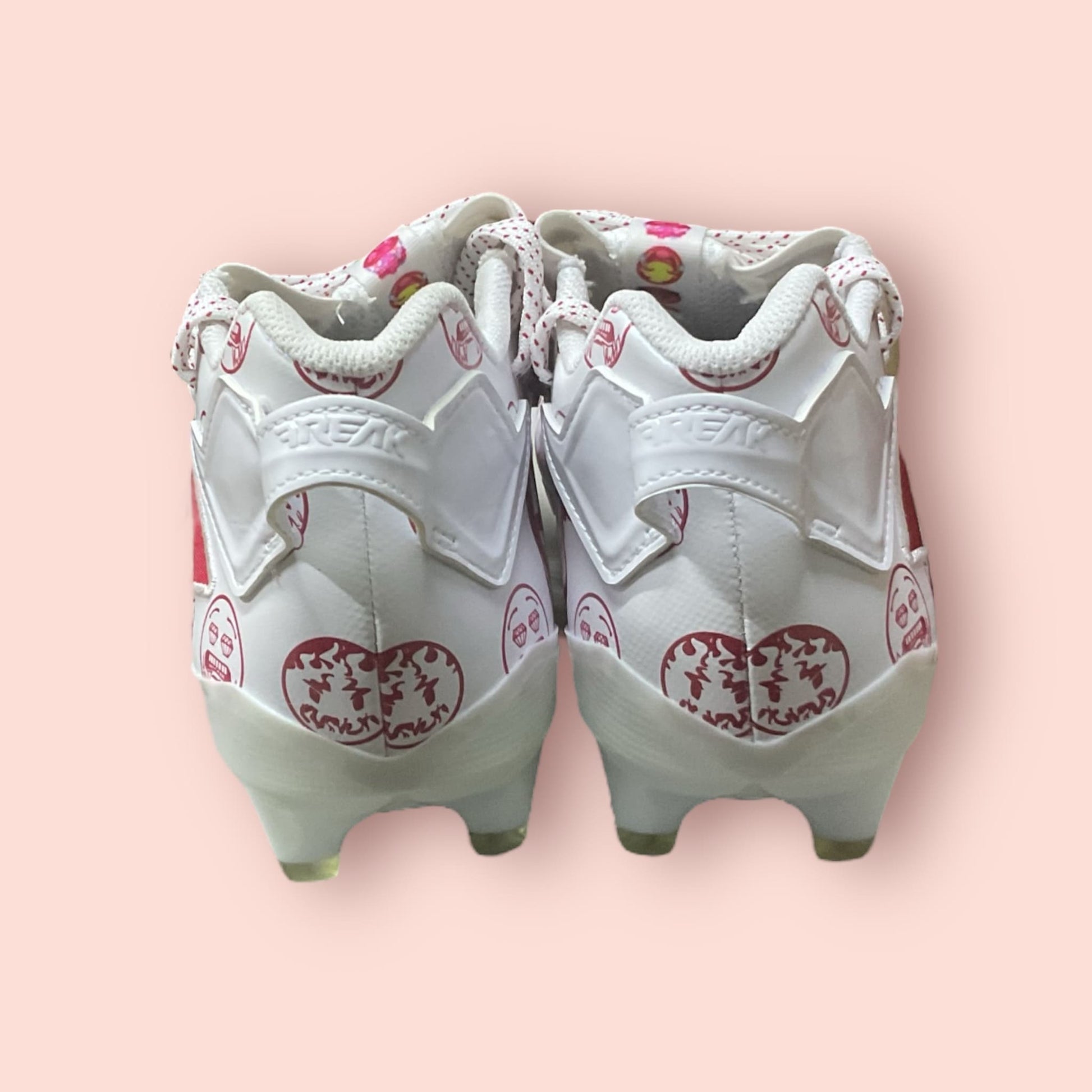 Zapatillas de béisbol Freak 22 Big Mood DSG SM en rojo, con suela de tacos moldeados para tracción y estilo en el campo