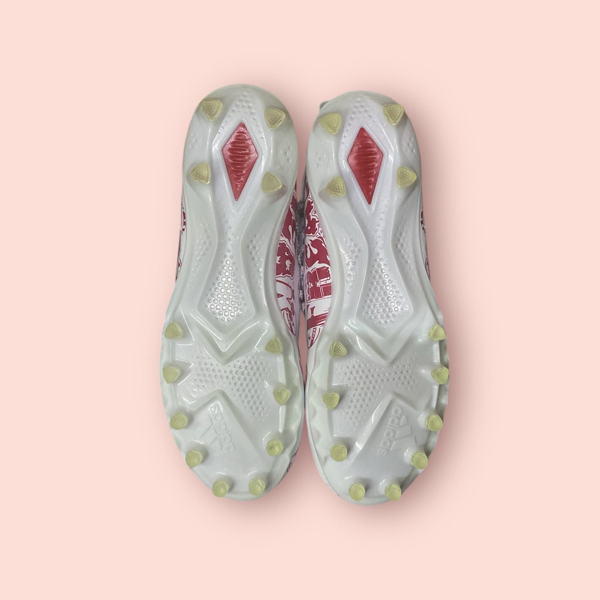 Zapatillas de béisbol Freak 22 Big Mood DSG SM en rojo, con suela de tacos moldeados para tracción y estilo en el campo