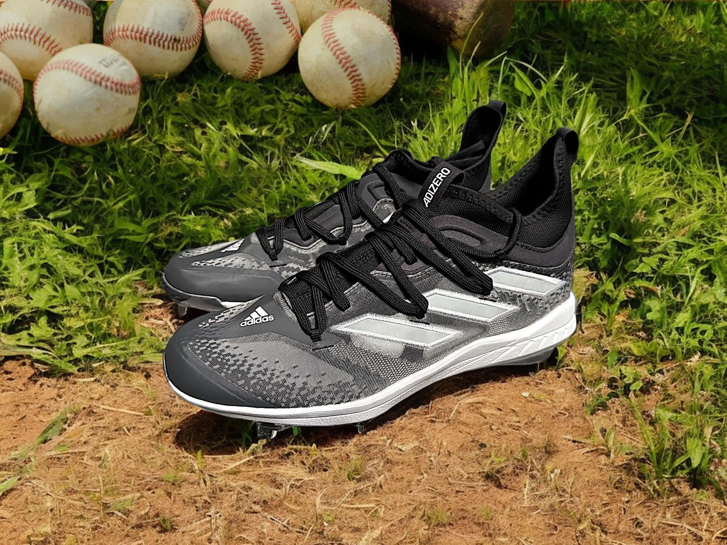 Zapato Adidas Adizero Afterburner 9 NWV gris, diseñado para velocidad, ligereza y tracción en el béisbol.