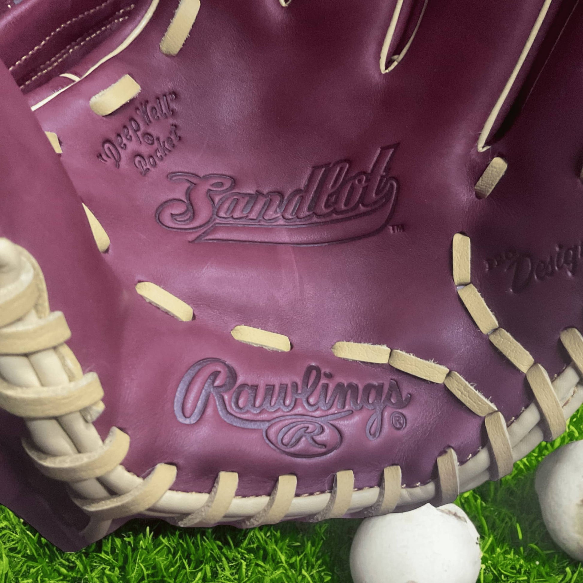 Guante Rawlings Sandlot Fielder de 12.75 pulgadas para lanzador derecho, con diseño vintage y amplio bolsillo ideal para atrapadas rápidas y precisas