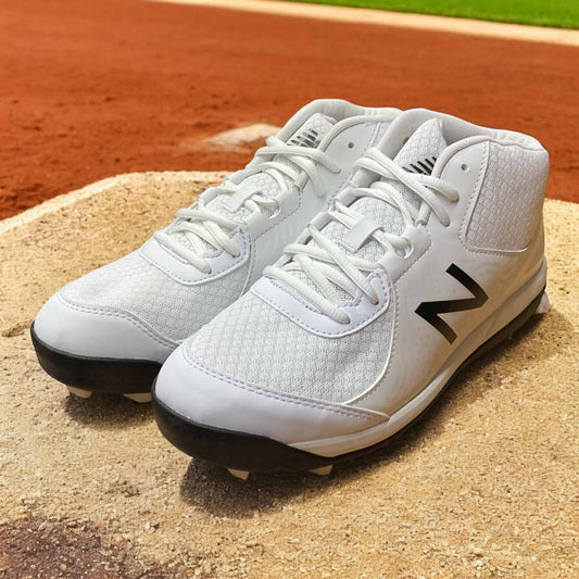 Botines de béisbol y fútbol New Balance J3000 Jr para jóvenes jugadores