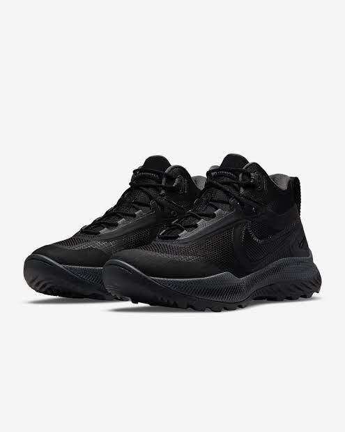 Nike, SFS, calidad, negras, negro, comodidad, confort, marca, tenis, botas deportivas