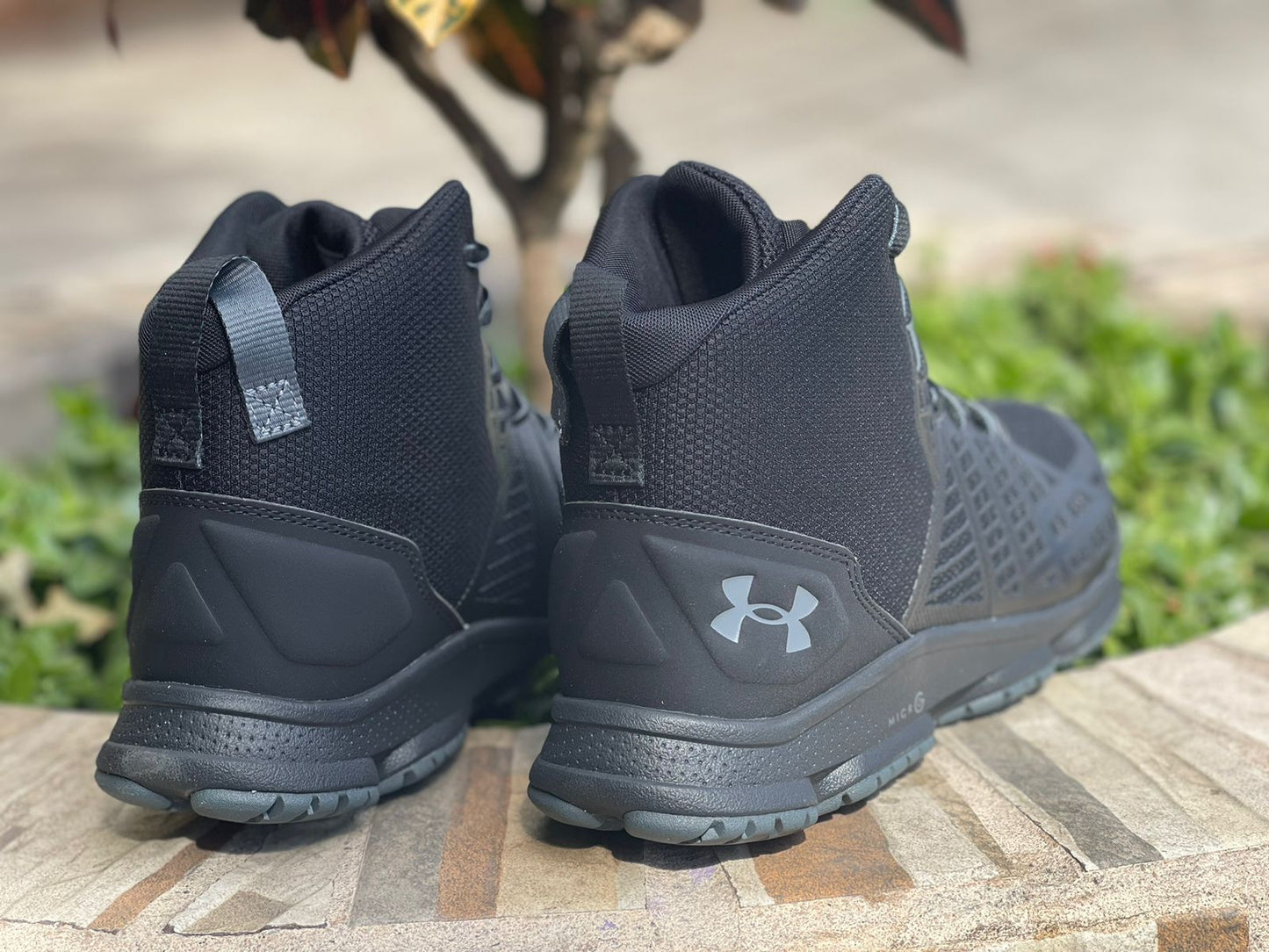 BOTA STRIKEFAST NEGRA