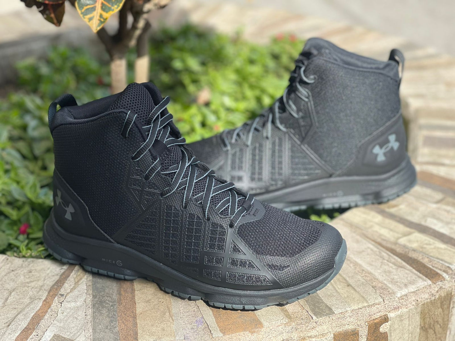 BOTA STRIKEFAST NEGRA