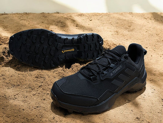 Adidas Terrex AX4 Primegreen Rain.RDY 'Black Carbon' (H67966) – Calzado de senderismo impermeable en negro y gris, diseñado para aventuras al aire libre en condiciones húmedas.