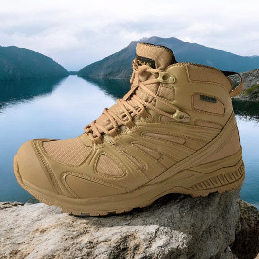 Botas Tabad color coyote, diseño táctico con suela antideslizante y materiales resistentes, perfectas para exteriores y uso profesional.
