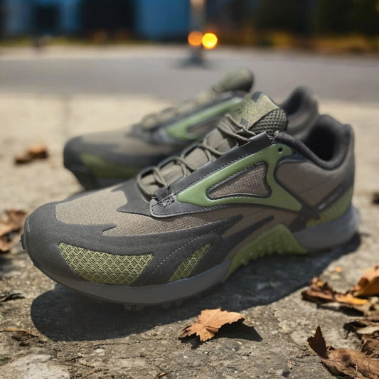 Las Reebok AT Craze 2.0 (modelo FU8344) son zapatillas deportivas diseñadas para ofrecer comodidad y rendimiento en actividades al aire libre.