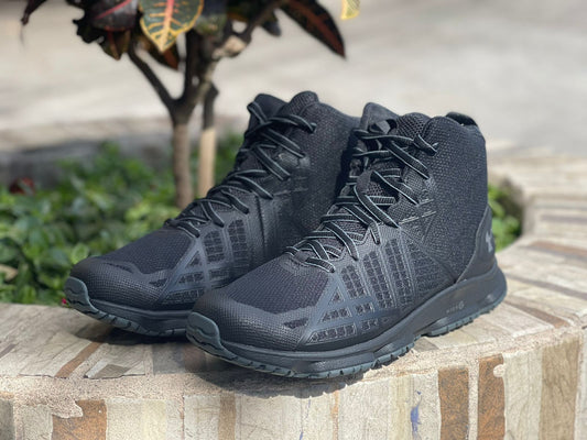 BOTA STRIKEFAST NEGRA