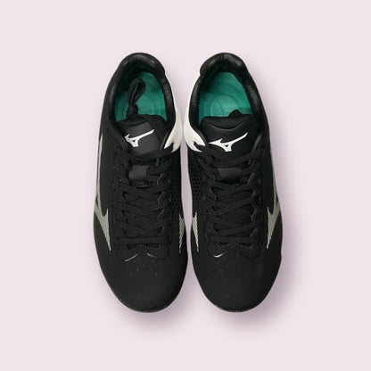 Zapatillas de béisbol Wave Finch Lightrevo Jr en negro, con tecnología Wave para amortiguación y suela de tacos para tracción óptima